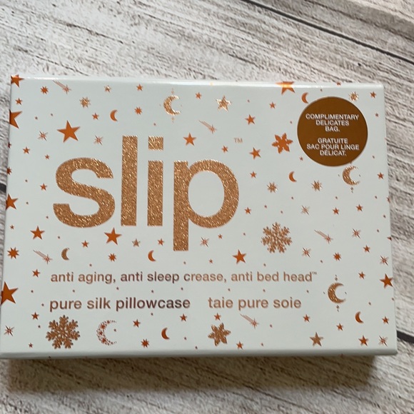 slip Other - SLIP WHITE PILLOW CASE NEW IN BOX SEALED w Complimentary bag